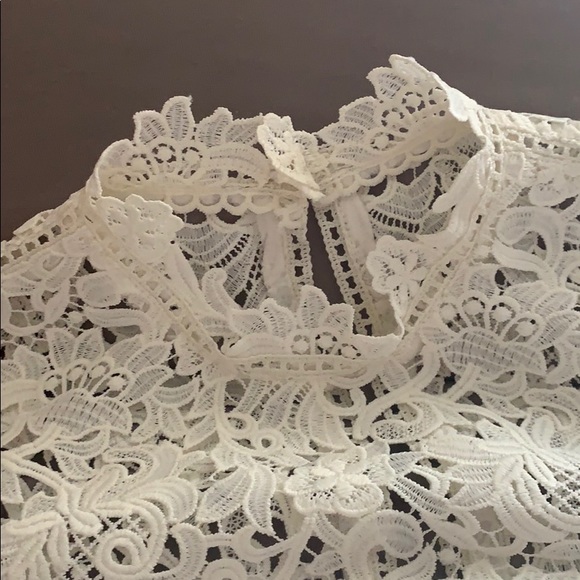 A cute lacey white dress - Picture 7 of 7